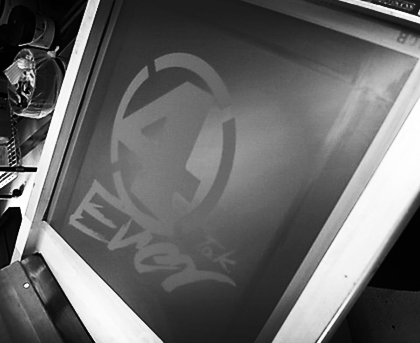 RICE & PEAS / T.O.K.- 4EVER Tシャツ T.O.K.- 4EVER Tシャツ