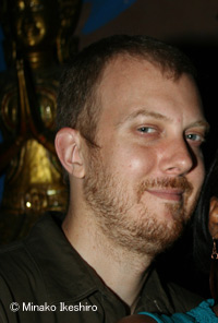 �q�~���[�W�b�N�E�A���o�T�_�[�r�̃_���E�J�X�^�[