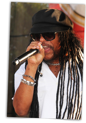 MAXI PRIEST